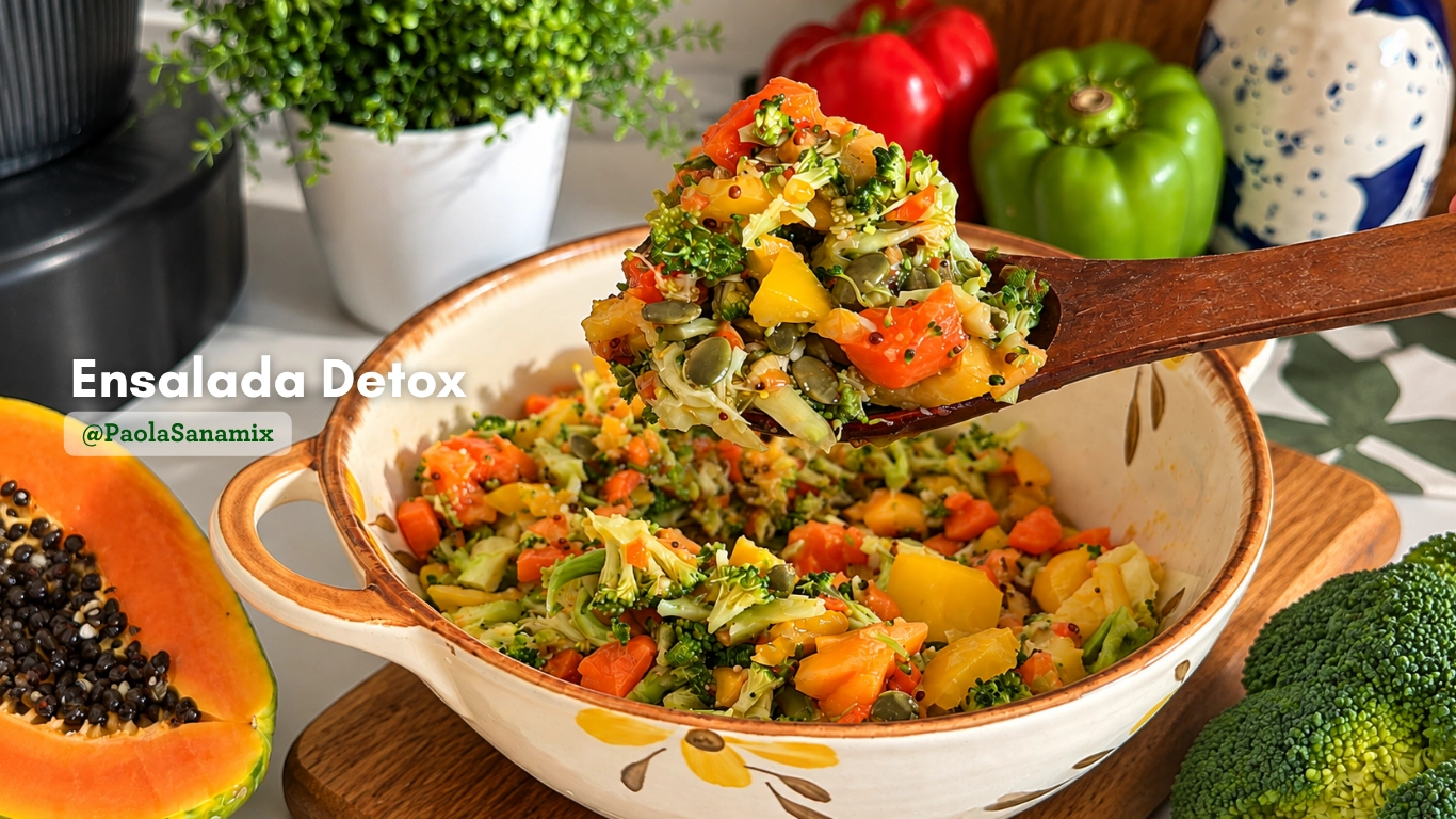 Ensalada detox con papaya y brócoli en Thermomix: lista en 5 minutos Copiar